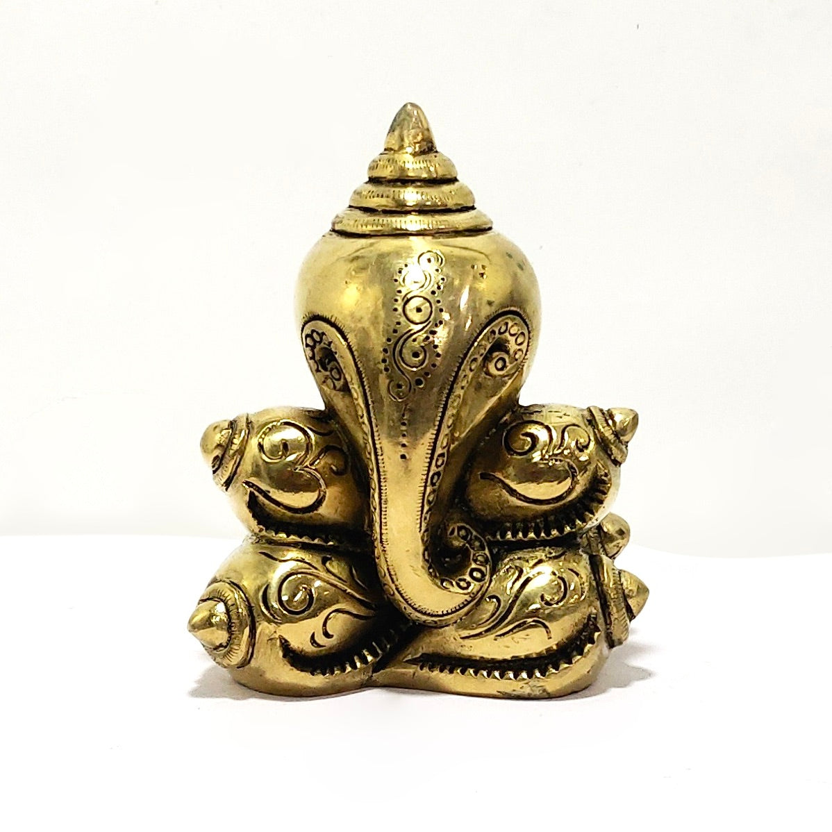 Ganesha in Seven Face Shankh