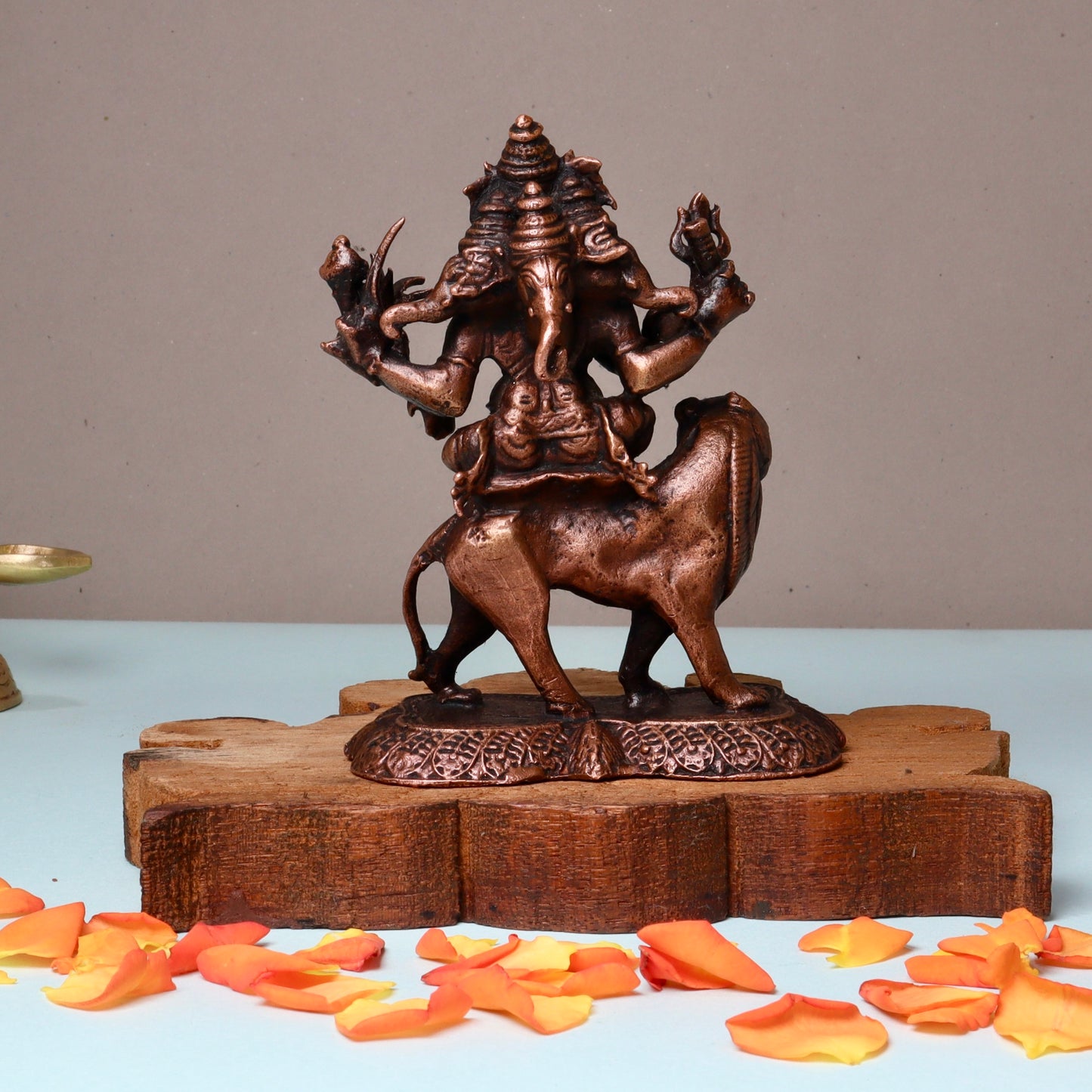 Panchmukhi Ganesha on Lion